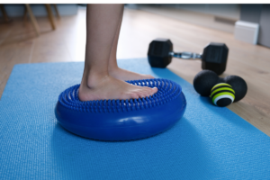 Scopri di più sull'articolo Affrontare i Piedi Piatti: Importanza del Supporto Fisioterapico